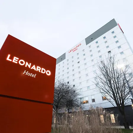 Leonardo 4*