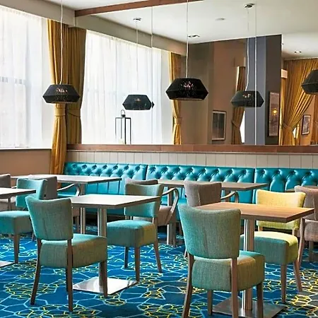 Hotel Leonardo 4*