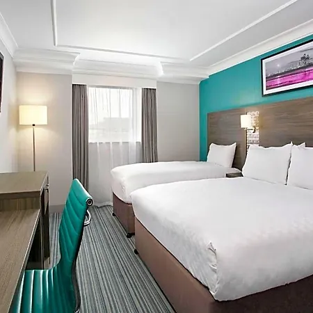 Leonardo Hotel 4*