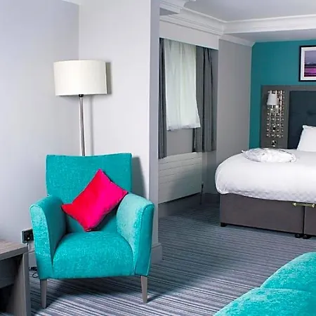 Leonardo Hotel 4*
