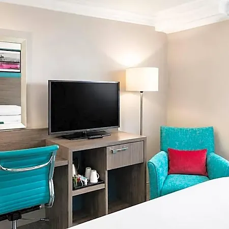 Hotel Leonardo 4*