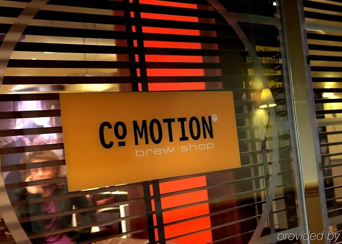 Отель Leonardo 4*